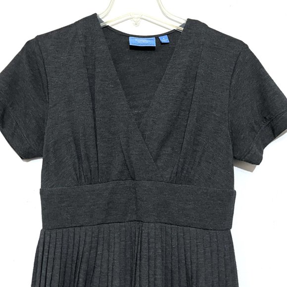 Simply Vera Gray Soft Knit Wrap Empire Short Sleeve Dress - Picture 6 of 11